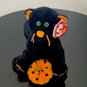 Vintage Retired 2006, TY Beanie Baby. Superstition is his name. 🐈‍⬛ 🎃